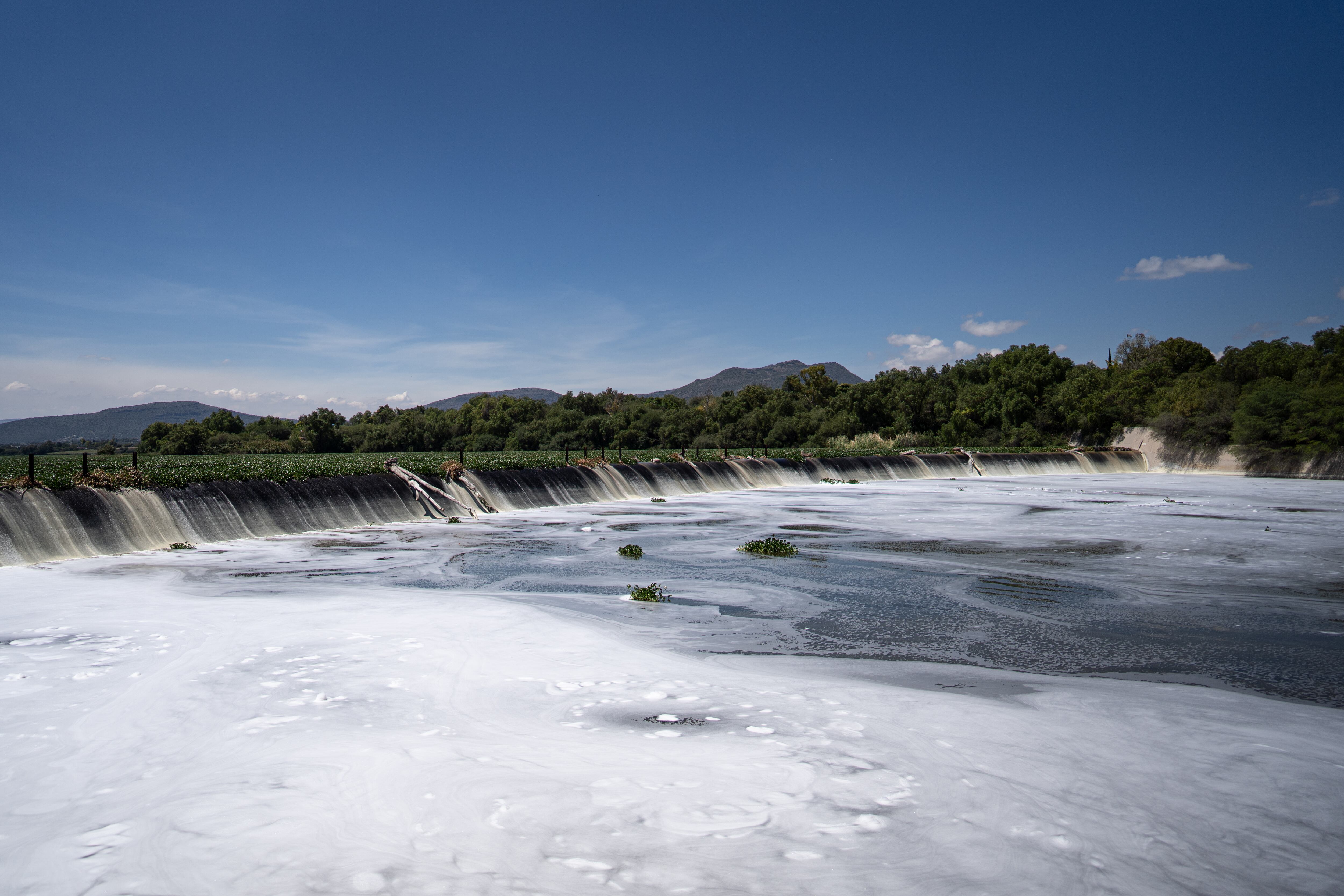 Presa Endhó, esta recibe el drenaje y las aguas negras de la Ciudad de México, las cuales son llevadas hasta  Tula, Hidalgo. El 22 de septiembre del 2026.