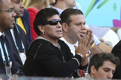 Maradona, durante el Argentina-Irán.