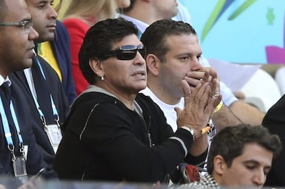 Maradona, durante el Argentina-Ir&aacute;n.