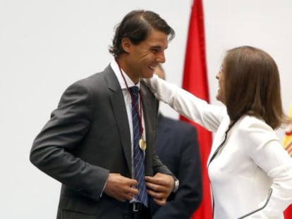 Nadal, con la alcaldesa de Madrid, Ana Botella.
