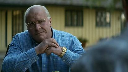 Christian Bale caracterizado como Dick Cheney en 'El vicio del poder'.