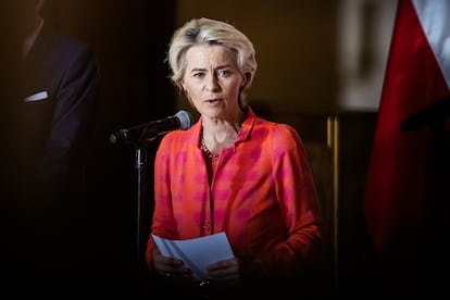 La presidenta de la Comisión Europea, Ursula von der Leyen, dadno un discruso el pasado mes de septiembre.