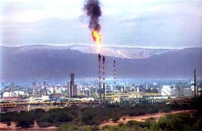 Una vista de las instalaciones petroquímicas de Tarragona.