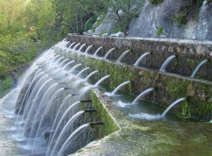 Fuente de los Cien Caños, en Villanueva del Trabuco (Málaga).