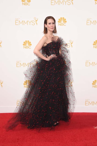 Sarah Paulson eligió este vestido de tul de Armani Privé.