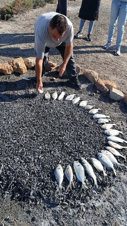 En Estero Natural mantienen viva la tradición más pura de los despesques en actividades turísticas que incluyen la captura, el cocinado y la degustación del pescado cultivado de forma tradicional.