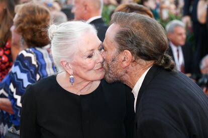 Vanessa y Franco Nero asisten a la ceremonia de inauguración y la proyección del "primer hombre".