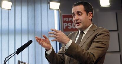 Jorge Alarte, este mediod&iacute;a en la sede del PSPV-PSOE.