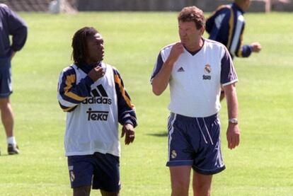 Entrenamiento del Real Madrid en la temporada en la que coincidieron Seedorf y Toshack en el conjunto blanco