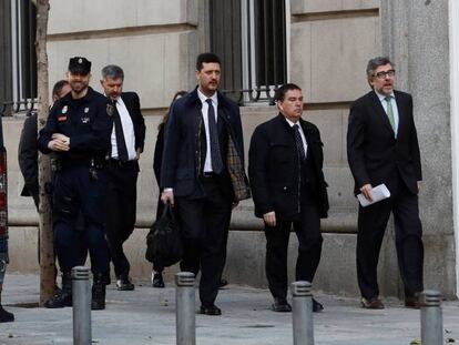 Los abogados de Forcadell y Turull a su llegada al Supremo.