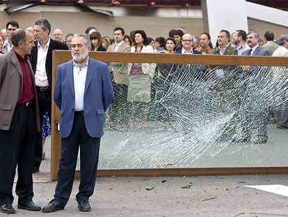Miles de ciudadanos expresan su repulsa en silencio