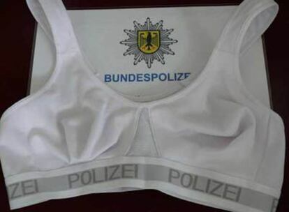 Miles de policías alemanas usarán este sujetador.