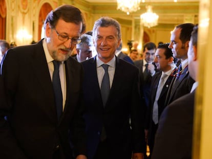 Mariano Rajoy (izquierda) y Mauricio Macri (derecha), este miércoles en Buenos Aires.