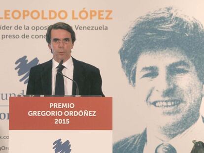 Jos&eacute; Mar&iacute;a Aznar interviene en San Sebasti&aacute;n durante la entrega del Premio Gregorio Ord&oacute;&ntilde;ez a Leopoldo L&oacute;pez.