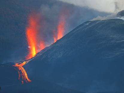 View of the volcano on La Palma from the Tajuya observation point on Sunday.