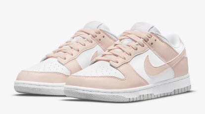 Nike casual sneakers for women on sale