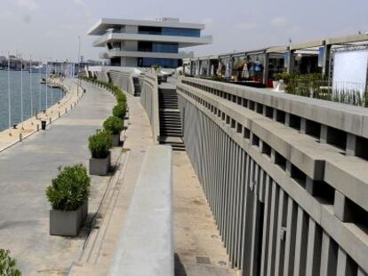 Aspecto actual de la dársena del puerto de Valencia.