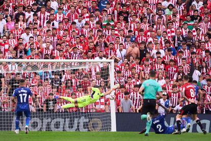 El gol de Oihan Sancet en el partido entre el Athletic Club y Getafe CF en el Estadio de San Mamés (Bilbao), el 15 de agosto de 2024.