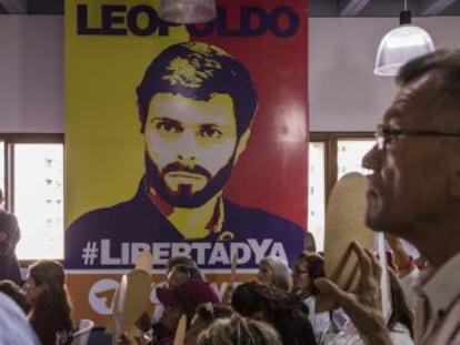 El opositor venezolano regresa a casa tras cuatro noches en la cárcel de Ramo Verde