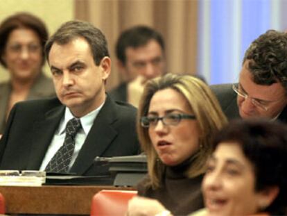 Rajoy dice en el Congreso que "el Gobierno actúa con prontitud y diligencia" en la crisis del 'Prestige'