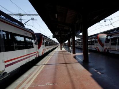 Andén de la estación de tren de Chamartín en una imagen de archivo.