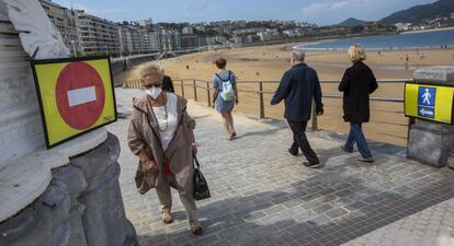 25-05-20 Acceso a la playa de La Concha de San Sebastián (Gipuzkoa).