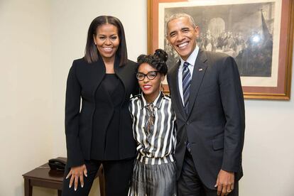 Monáe, con Michelle y Barack Obama, dos de sus fans más reconocidos.