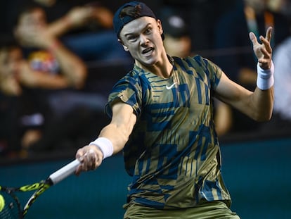 Rune, durante el partido contra Rublev en el Palais Omnisports de Bercy.