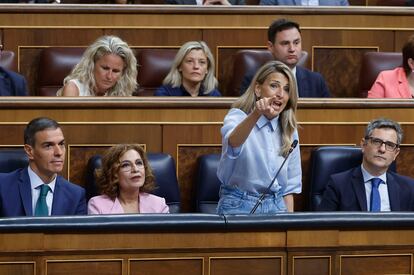 La vicepresidenta segunda del Gobierno y ministra de Trabajo, Yolanda Díaz, en el Congreso de los Diputados.