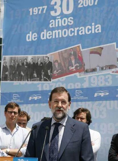 Rajoy, ayer en el acto del PP sobre las elecciones de 1977.