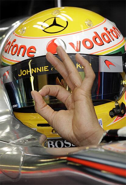 El piloto británico de McLaren, optimista antes de la prueba, no pasa el segundo corte y partirá undécimo