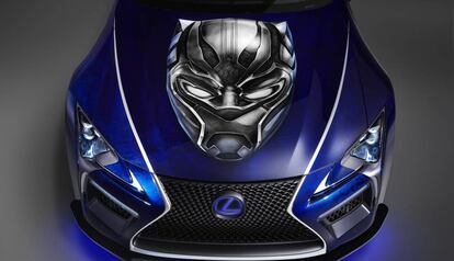 Edición especial del modelo Lexus LC500 diseñado para la película Black Panter. 