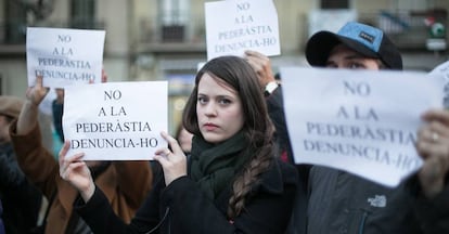 Imagen de archivo de una protesta contra la pederastia en Barcelona.