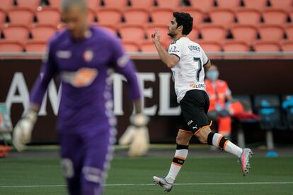 Guedes, tras marcar a Osasuna.