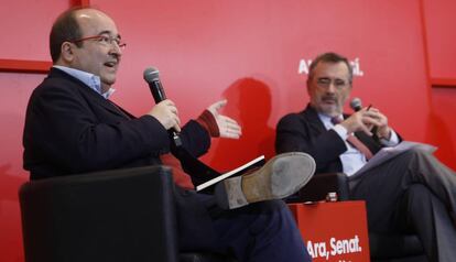 Miquel Iceta y Manuel Cruz, durante la presentación del manifiesto