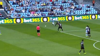 Un momento del encuentro entre el Celta y el Alav&eacute;s, el pasado domingo 10 en Bala&iacute;dos. 