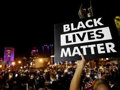 Un cartel del movimiento Black Lives Matter, en Nueva York, en marzo pasado.