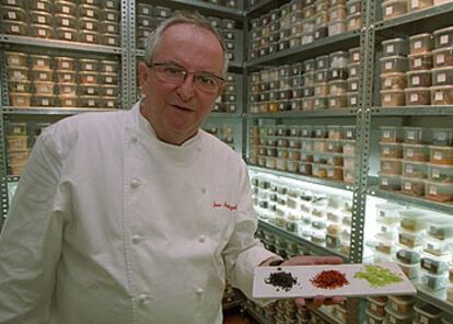 Juan Mari Arzak, en el laboratorio de su restaurante.