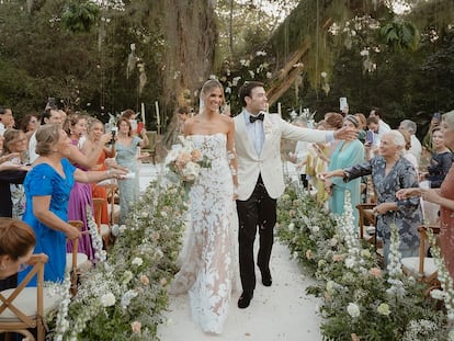 Gabriela Tafur y Esteban Santos, durante su matrimonio, en Cali, el 7 de septiembre de 2024.