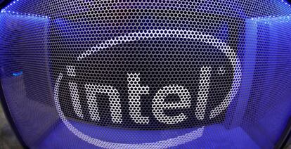 Logo del fabricante de chips Intel.