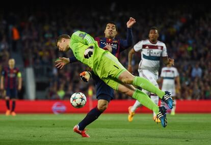 Luis Suarez falla ante Neuer