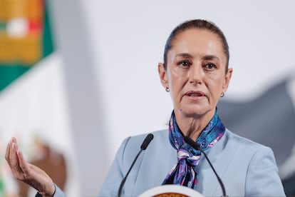 Claudia Sheinbaum en conferencia de prensa en el Palacio Nacional. 