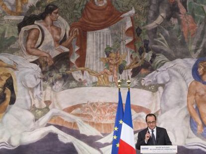 El presidente franc&eacute;s, Fran&ccedil;ois Hollande, durante su intervenci&oacute;n en el Museo de la Historia de la Inmigraci&oacute;n de Par&iacute;s.