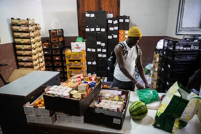 Varios lotes de alimentos en una asociación en Madrid.