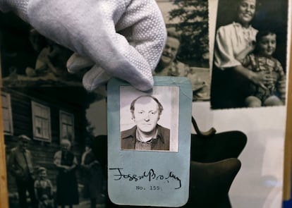 Objetos personales de Joseph Brodsky, en el Museo Anna Ajmátova de San Petersburgo (Rusia).