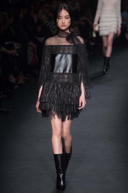 desfile valentino otoño invierno 2015 2016 paris fashion week