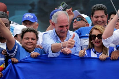 Nasry Asfura durante un acto político, en Tegucigalpa (Honduras). El 27 de julio de 2025.