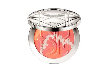 Colorete 'Nude Tan Tie Dye' de Dior (55 euros).