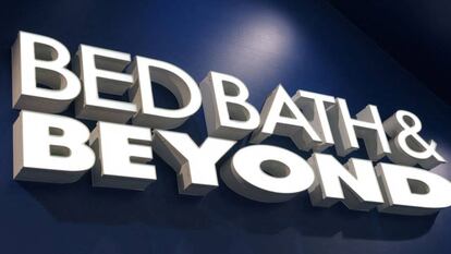 Rótulo de la tienda Bed Bath & Beyond en Manhattan, Nueva York.