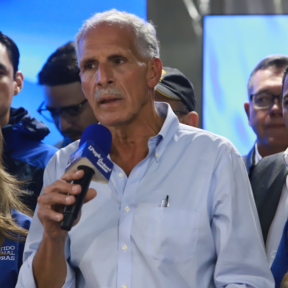 Nasry Asfura, el candidato al que apoya Trump, lidera el conteo de las ...